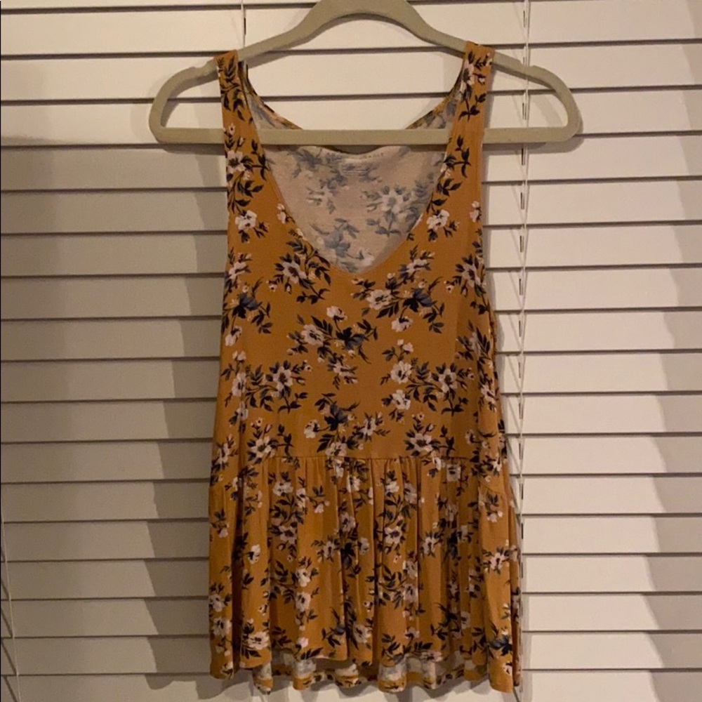 American Eagle Flowy Tank